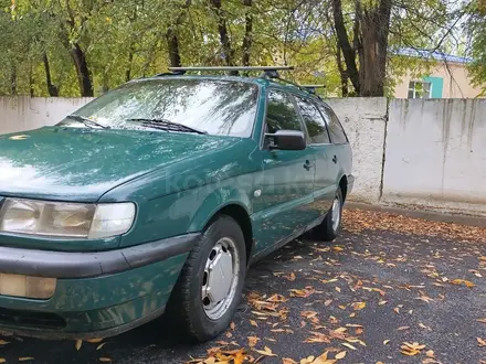 Volkswagen Passat 1993 года за 2 200 000 тг. в Тараз – фото 2