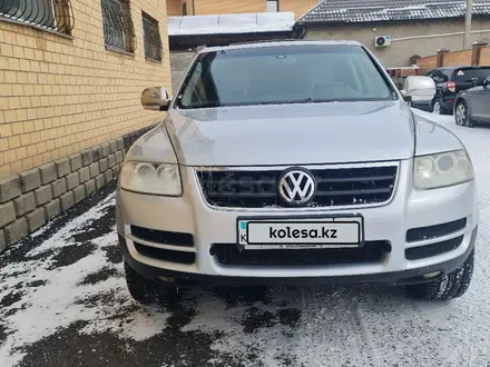 Volkswagen Touareg 2003 года за 3 290 000 тг. в Караганда – фото 9