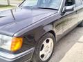 Mercedes-Benz E 200 1993 года за 1 300 000 тг. в Шымкент