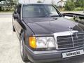 Mercedes-Benz E 200 1993 года за 1 300 000 тг. в Шымкент – фото 5