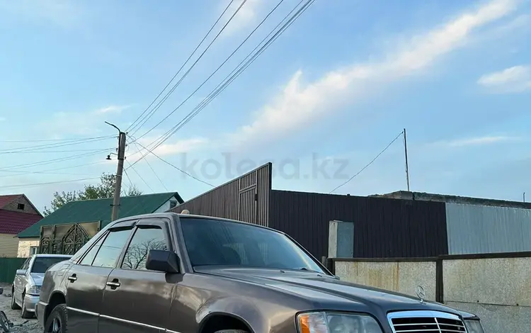 Mercedes-Benz E 200 1994 года за 2 150 000 тг. в Жезказган