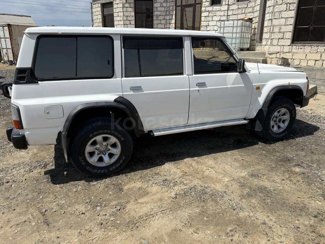 Nissan Patrol, 1992