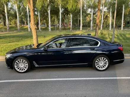 BMW 750 2016 года за 24 000 000 тг. в Алматы – фото 6