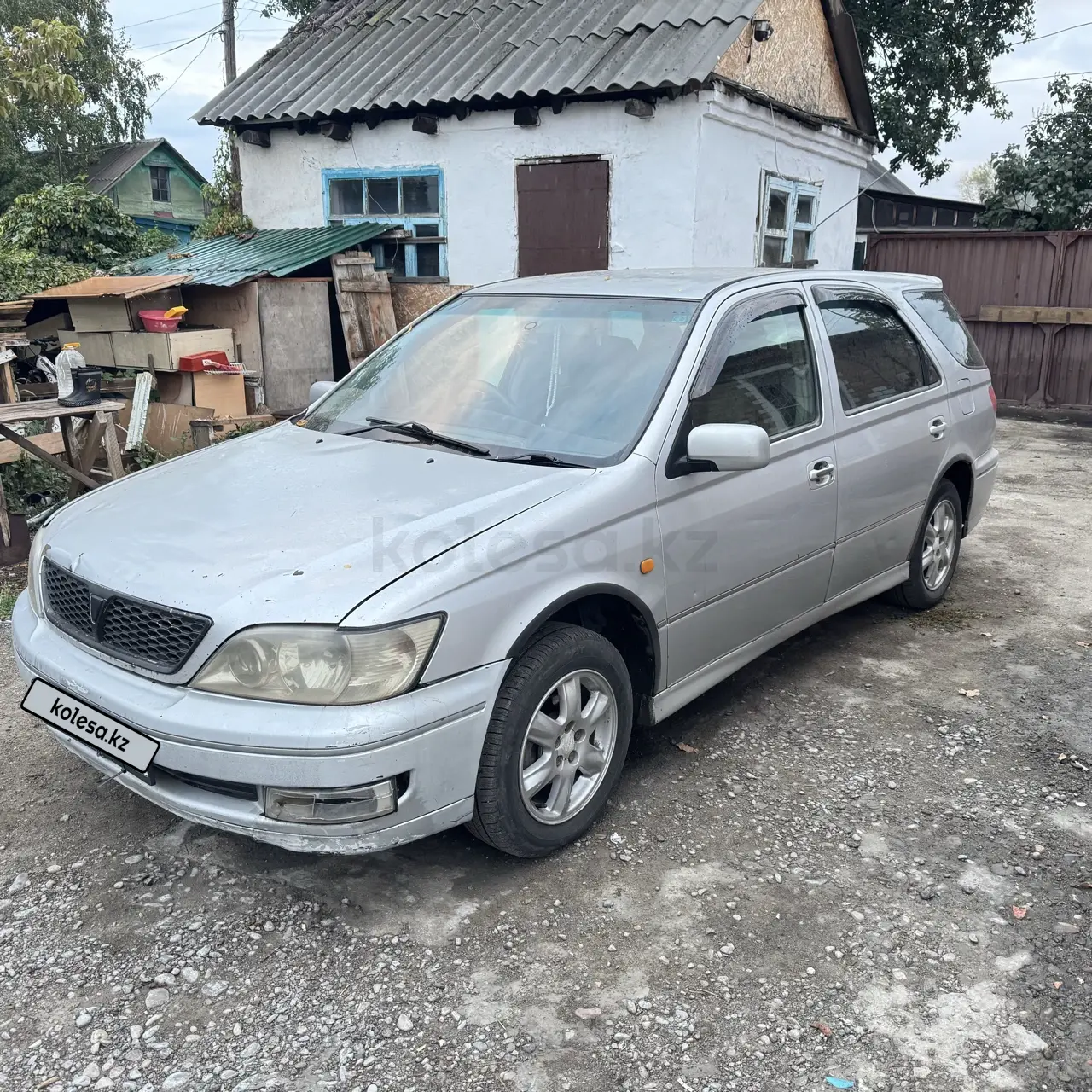 Toyota Vista, 1998