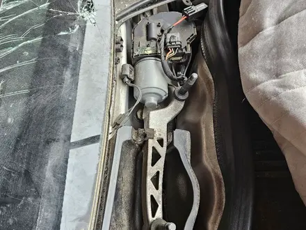 Механизм дворников моторчики на W212 за 811 тг. в Шымкент – фото 3