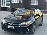 Toyota Camry 2016 года за 6 100 000 тг. в Актобе – фото 3