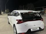 Hyundai i20 2023 года за 7 800 000 тг. в Алматы – фото 2