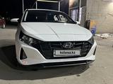 Hyundai i20 2023 года за 7 800 000 тг. в Алматы – фото 4
