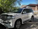 Toyota Land Cruiser 2018 года за 29 000 000 тг. в Павлодар