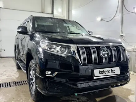 Toyota Land Cruiser Prado 2022 года за 40 000 000 тг. в Актобе – фото 5