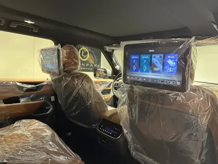 Nissan Patrol Platinum City 2025 года за 59 999 000 тг. в Алматы – фото 37