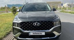 Hyundai Santa Fe 2022 года за 19 000 000 тг. в Астана