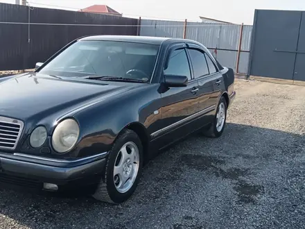 Mercedes-Benz E 280 1997 года за 3 000 000 тг. в Кызылорда – фото 5