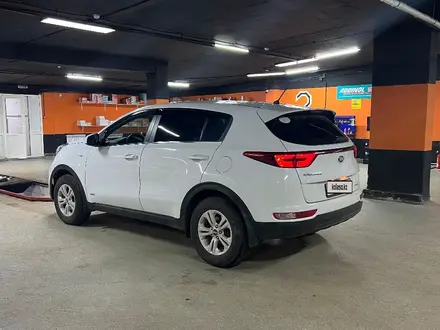 Kia Sportage 2017 года за 7 800 000 тг. в Петропавловск – фото 2