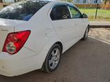 Chevrolet Aveo 2014 годаүшін2 800 000 тг. в Уральск – фото 5