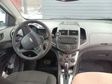Chevrolet Aveo 2014 годаүшін2 800 000 тг. в Уральск – фото 2