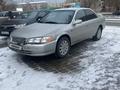 Toyota Camry 2001 годаүшін3 600 000 тг. в Семей