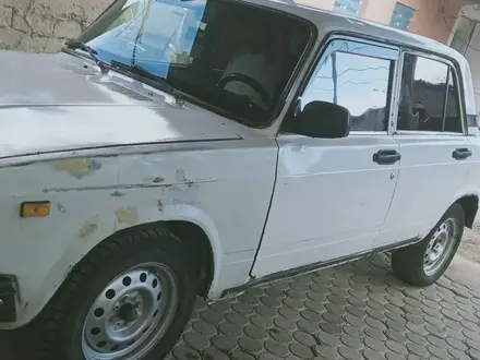 ВАЗ (Lada) 2107 1998 года за 450 000 тг. в Тараз – фото 2