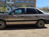 Volkswagen Passat 1993 годаfor1 550 000 тг. в Кокшетау – фото 3