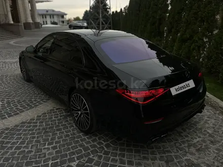 Mercedes-Benz S 500 2022 года за 66 500 000 тг. в Алматы – фото 21