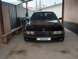 BMW 523 1998 года за 3 300 000 тг. в Алматы