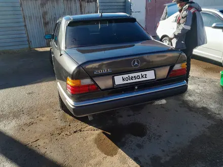 Mercedes-Benz E 200 1991 года за 1 500 000 тг. в Астана