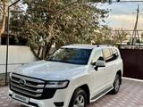 Toyota Land Cruiser 2023 года за 54 000 000 тг. в Шымкент