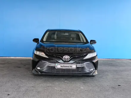 Toyota Camry 2020 года за 9 788 600 тг. в Шымкент – фото 2