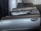 Двери на subaru outback за 30 000 тг. в Караганда
