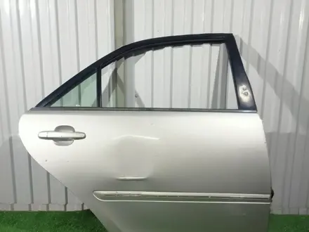 Дверь задняя правая на Toyota Camry XV30 за 35 000 тг. в Жезказган