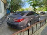 Hyundai Sonata 2011 года за 4 100 000 тг. в Уральск – фото 3