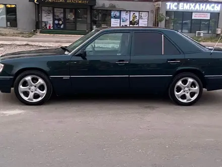 Mercedes-Benz E 280 1995 года за 3 700 000 тг. в Алматы