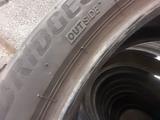 Шины Bridgestone 235 45 20 за 110 000 тг. в Шымкент – фото 2