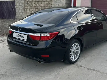 Lexus ES 250 2014 года за 12 300 000 тг. в Атырау – фото 4