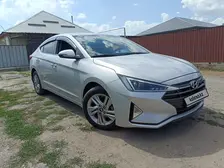 Hyundai Elantra, 2019