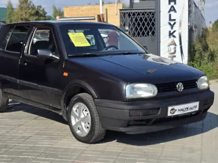 Volkswagen Golf 1992 года за 1 500 000 тг. в Костанай – фото 2