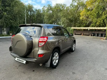 Toyota RAV4 2010 года за 9 500 000 тг. в Караганда – фото 9