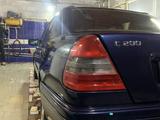 Mercedes-Benz C 200 1995 годаүшін1 900 000 тг. в Караганда – фото 5