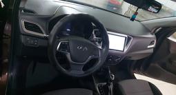 Hyundai Solaris 2021 года за 6 999 999 тг. в Уральск – фото 4