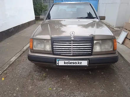 Mercedes-Benz E 230 1990 года за 1 200 000 тг. в Уштобе