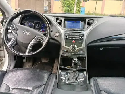Hyundai Grandeur 2015 года за 7 500 000 тг. в Шымкент – фото 8