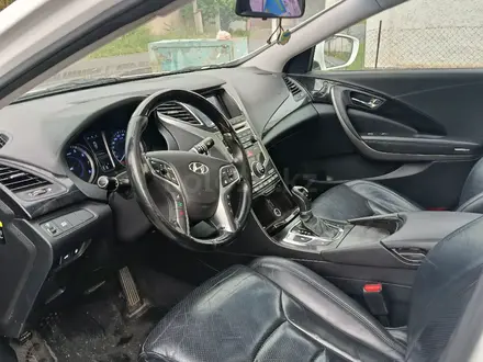 Hyundai Grandeur 2015 года за 7 500 000 тг. в Шымкент – фото 10