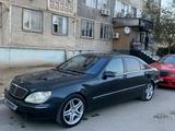 Mercedes-Benz S 500 2002 годаfor4 500 000 тг. в Актау