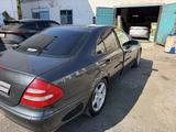 Mercedes-Benz E 240 2002 года за 3 300 000 тг. в Кокшетау – фото 4