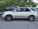 Lexus RX 300 1999 годаfor4 600 000 тг. в Алматы – фото 2