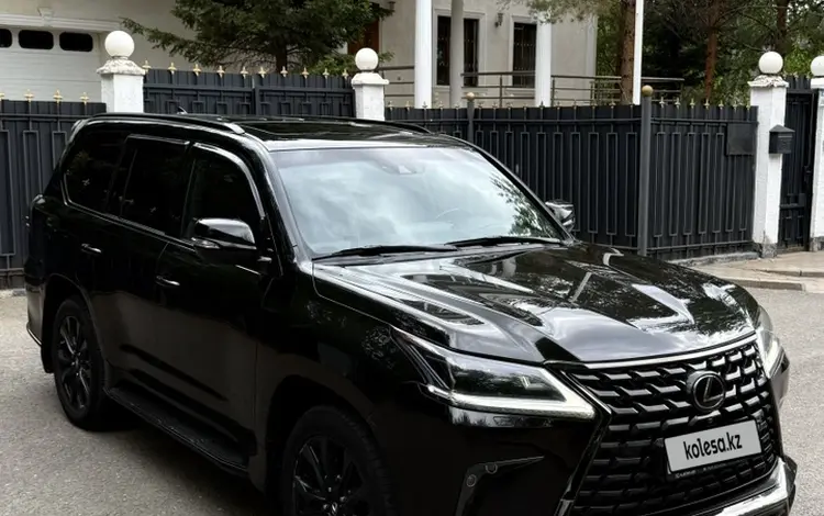 Lexus LX 570 2021 года за 55 500 000 тг. в Астана