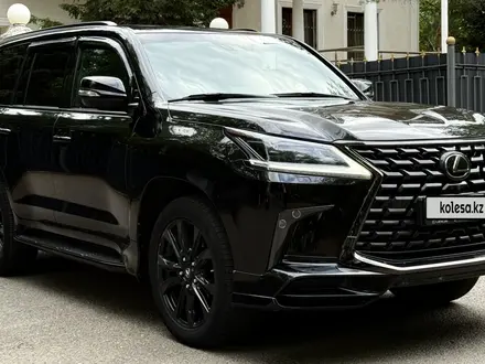 Lexus LX 570 2021 года за 55 500 000 тг. в Астана – фото 8