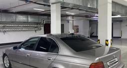 BMW 523 1997 года за 2 850 000 тг. в Жетысай – фото 4