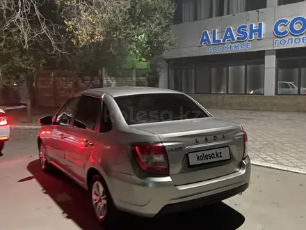 ВАЗ (Lada) Granta 2190 2019 года за 3 850 000 тг. в Семей – фото 2