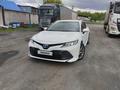 Toyota Camry 2020 года за 13 700 000 тг. в Петропавловск – фото 2
